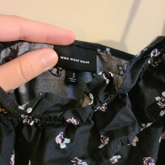 SOLD - Who What Wear Tiered Spaghetti Strap Floral Black Midi Dress with Pockets - Picture 7 of 11